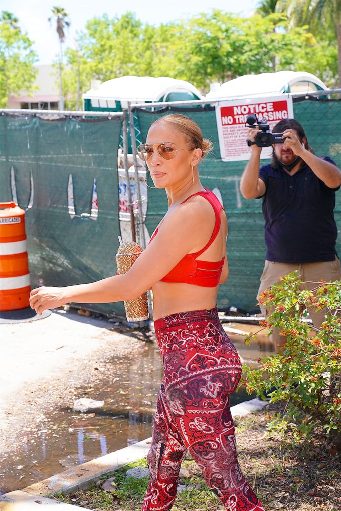 Jennifer Lopez In Red