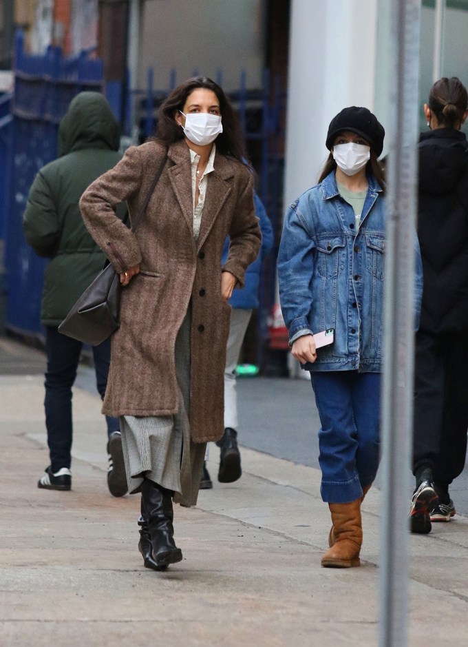 Katie Holmes & Suri On New Year’s Day