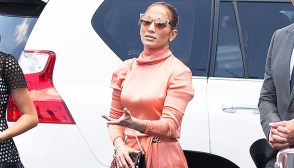 Jennifer Lopez wardrobe malfunction
