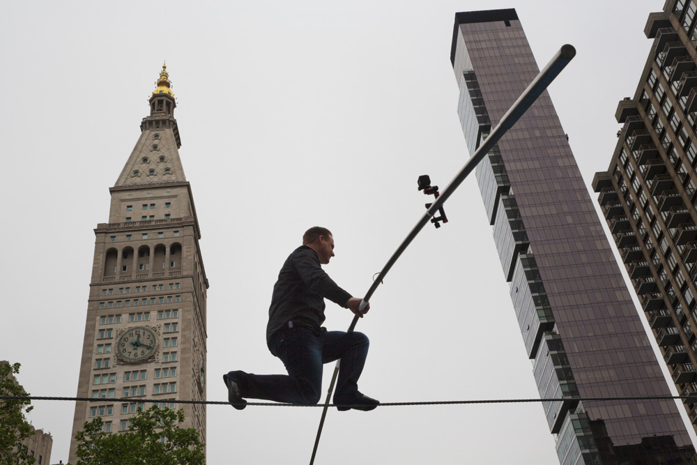 Tight Rope Walk, New York, USA