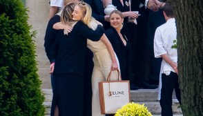 Joe Jonas Sophie Turner Guests