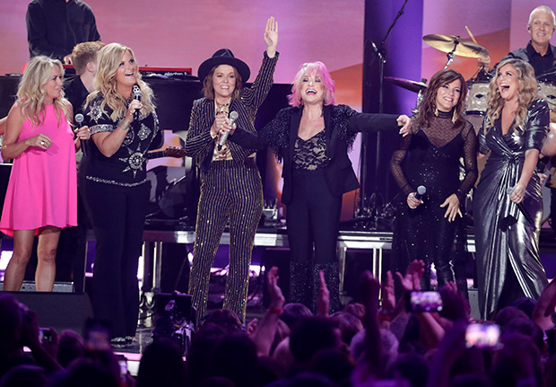 Deana Carter, Trisha Yearwood, Brandi Carlile, Tanya Tucker, Martina McBride, Lauren Alaina