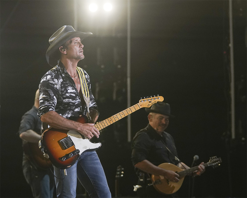 CMA FEST - "CMA Fest," the Music Event of Summer, brings the hottest music acts together on one stage for three full hours of epic collaborations and must-see performances, SUNDAY, AUG. 4 (8:00-11:00 p.m. EDT), on ABC. (ABC/Mark Levine)
TIM MCGRAW