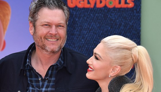 Gwen-Stefani-Blake-Shelton-kissing-video-