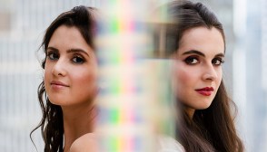 Laura and Vanessa Marano