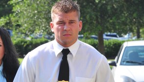 Nathan Griffith girlfriend kissing pic