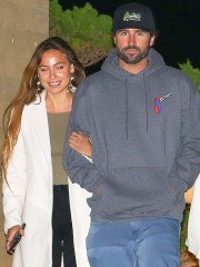 Malibu, CA  - *EXCLUSIVE*  -His two favorite ladies! Reality star veteran Brody Jenner is seen enjoying dinner with his girlfriend Tia Blanco and Mother Linda Thompson at Nobu in Malibu.

Pictured: Brody Jenner, Tia Blanco, Linda Thompson

BACKGRID USA 15 NOVEMBER 2022 

USA: +1 310 798 9111 / usasales@backgrid.com

UK: +44 208 344 2007 / uksales@backgrid.com

*UK Clients - Pictures Containing Children
Please Pixelate Face Prior To Publication*