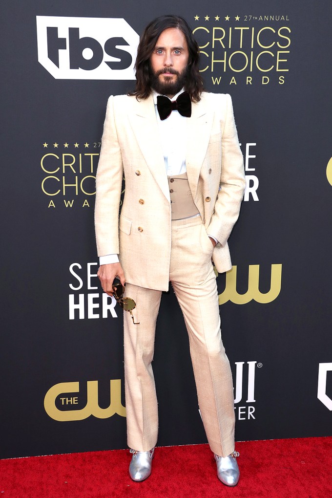 Jared Leto Strikes a Pose at the 27th Annual Critics’ Choice Awards