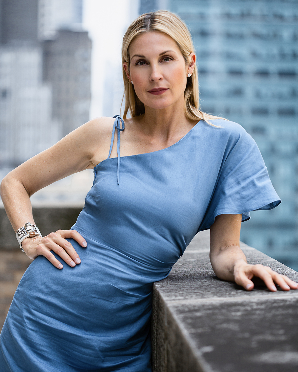 Actress Kelly Rutherford visits HollywoodLife's New York headquarters to discuss her new Lifetime Movie Series & more