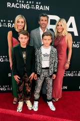 Tallula Fyfe Dempsey, Darby Galen Dempsey, Sullivan Patrick Dempsey, Patrick Dempsey, Producer, Jillian Fink
Twentieth Century Fox 'The Art of Racing in the Rain' Los Angeles Premiere at El Capitan Theatre, Los Angeles, CA, USA - 01 August 2019