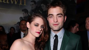 Kristen Stewart & Robert Pattinson on the red carpet