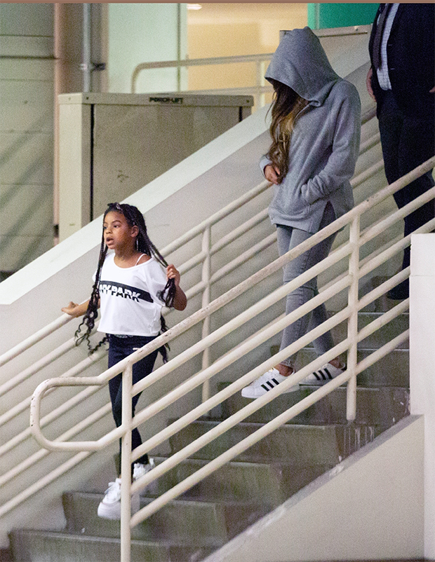 blue ivy beyonce shopping beverly hills