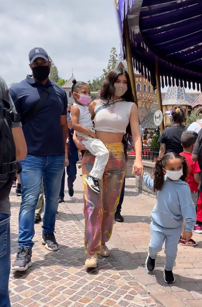 Kylie Jenner Takes Stormi & Dream to Disneyland