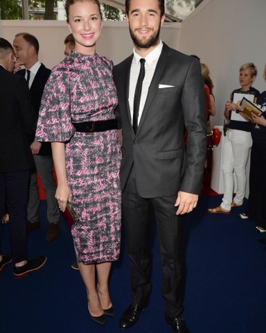 Glamour Woman of the Year Awards Reception at Berkley Square Gardens Emily Vancamp with Her Boyfriend and Co-star in Revenge Josh Bowman
Glamour Awards - 03 Jun 2014