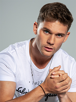 Jeremy Irvine