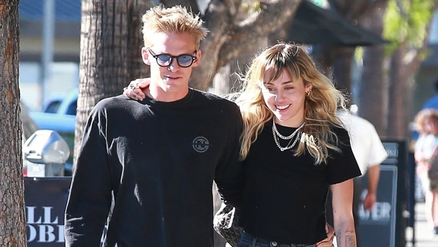 Miley Cyrus, Cody Simpson