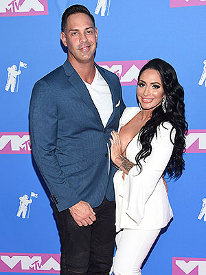 Angelina Pivarnick, Chris Larangeira