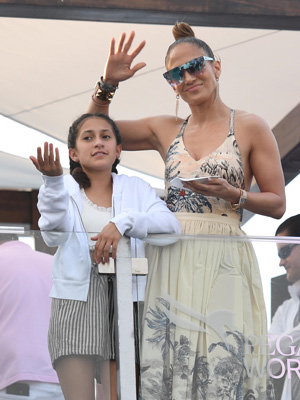 Jennifer Lopez and daughter Emme