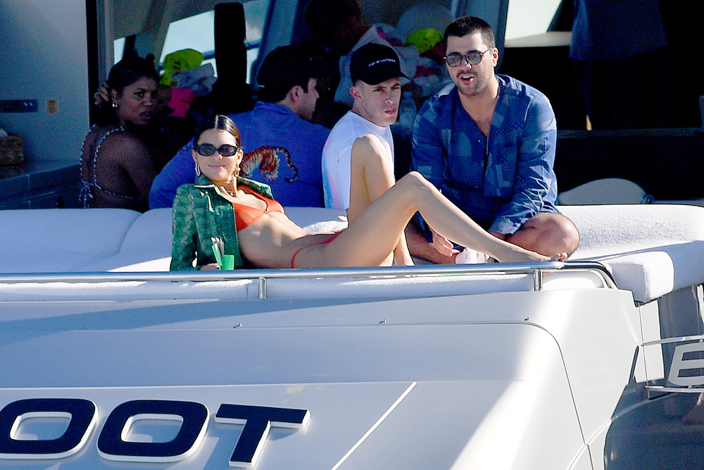 Kendall Jenner wears an orange bikini during a boat ride in Miami Beach,Florida.Kendall had lunch and later read a book.

Pictured: Kendall Jenner
Ref: SPL5134058 061219 NON-EXCLUSIVE
Picture by: Robert O'Neil / SplashNews.com

Splash News and Pictures
Los Angeles: 310-821-2666
New York: 212-619-2666
London: +44 (0)20 7644 7656
Berlin: +49 175 3764 166
photodesk@splashnews.com

World Rights