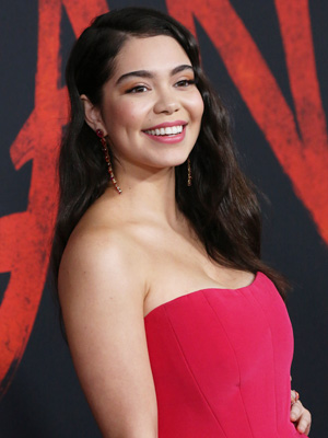auli'i cravalho