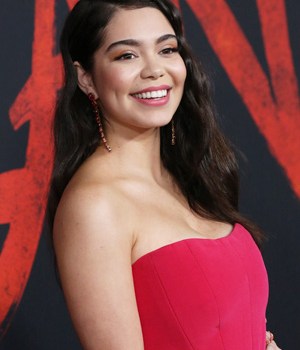 auli'i cravalho