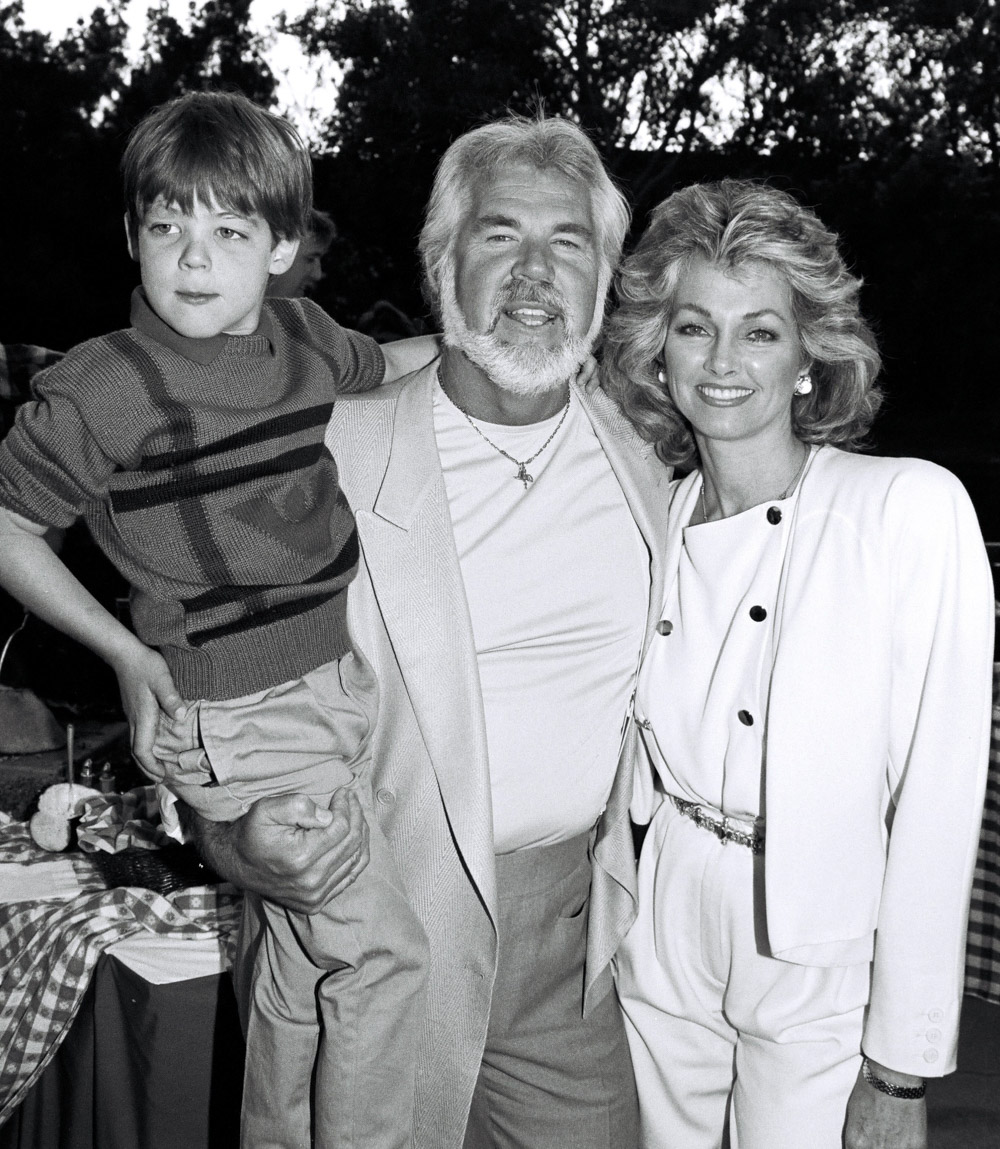 Christopher Rogers, Kenny Rogers and Marianne Gordon
Kenny Rogers Concert at The Children's Museum
May 29, 1987: Los Angeles, CA. 
Christopher Rogers, Kenny Rogers and Marianne Gordon
Kenny Rogers Concert at The Children's Museum
Photo®Berliner Studio/BEImages