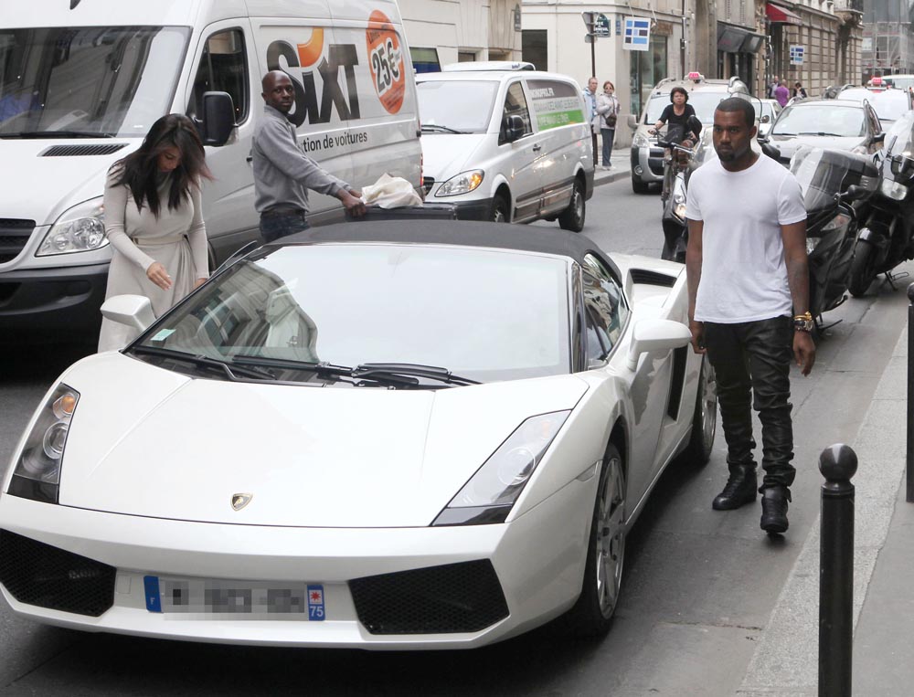 Kanye West and Kim Kardashian shopping in Paris, France - 19 Jun 2012