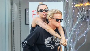 miley cyrus, cody simpson