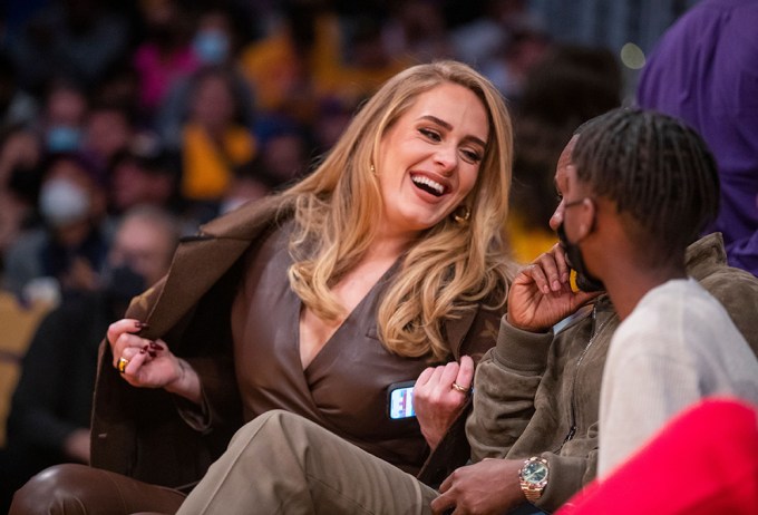 Adele Attends a Lakers Game