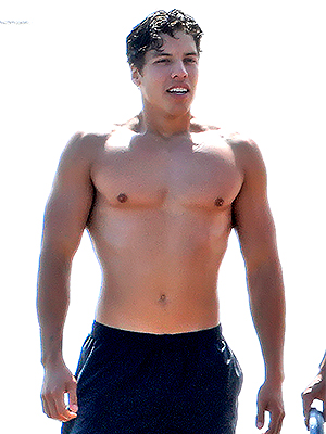 Joseph Baena Shirtless Cryotherapy