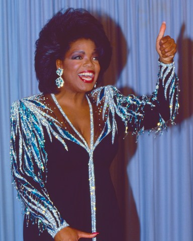 Oprah Winfrey, presenter
59th Annual, Academy Award Oscar ceremony, Los Angeles, USA - 30 Mar 1987