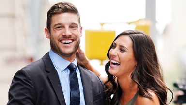 Becca Kufrin Garret Yrigoyen Split