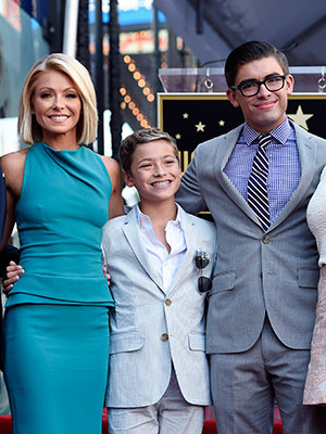 Kelly Ripa & her family