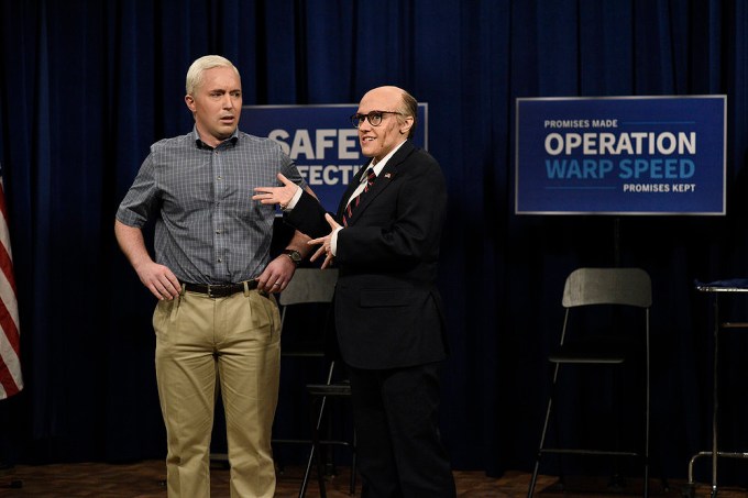 Beck Bennett’s Mike Pence and Kate McKinnon’s Rudy Giuliani