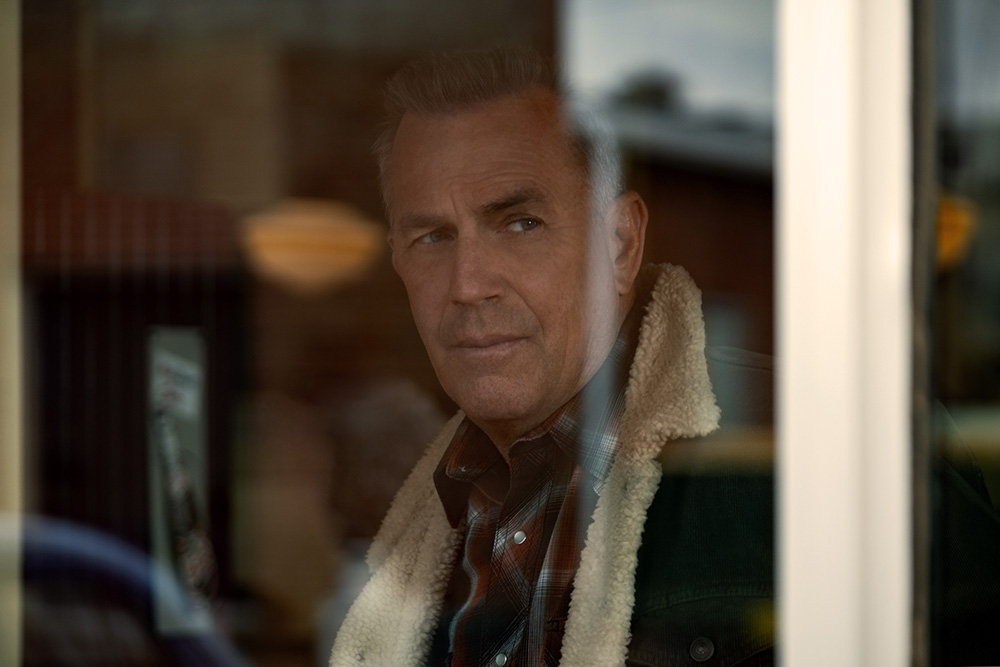 Kevin Costner stars as “George Blackledge” in director Thomas Bezucha’s LET HIM GO, a Focus Features release. 
Credit : Kimberly French / Focus Features