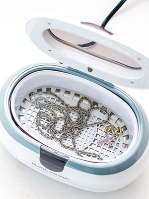 jewelry cleaner