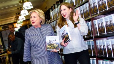 Hillary Clinton, Chelsea Clinton