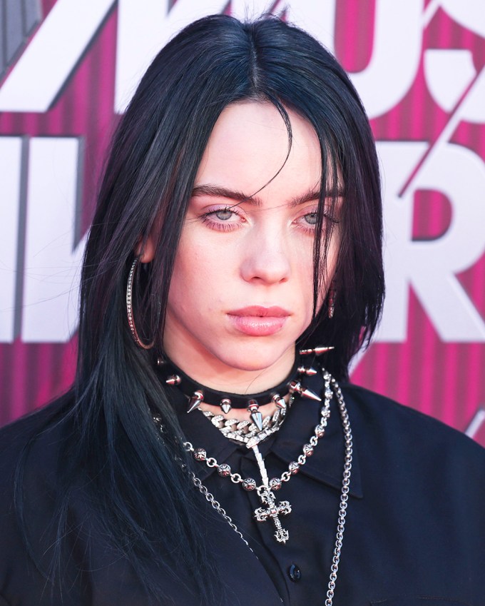 Billie Eilish sports all-black hair at the 2019 iHeartRadio Music Awards