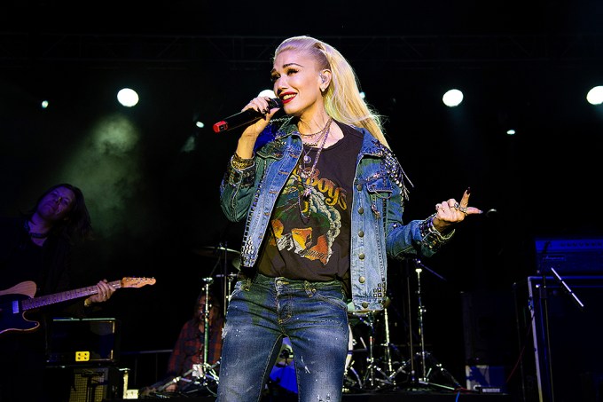 Gwen Stefani’s Western Looks: Photos