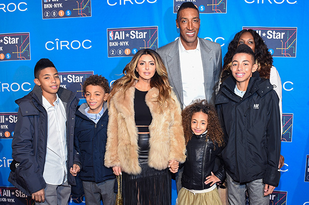 Larsa & Scottie Pippen with their kids 