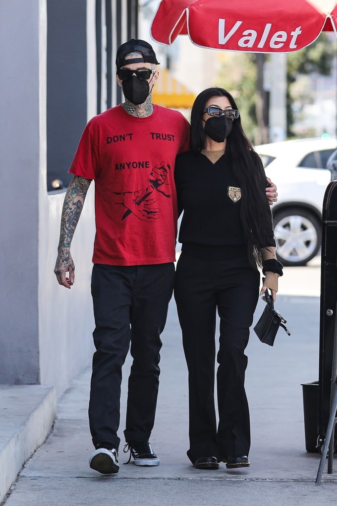 Kourtney Kardashian & Travis Barker Snuggle After Lunch