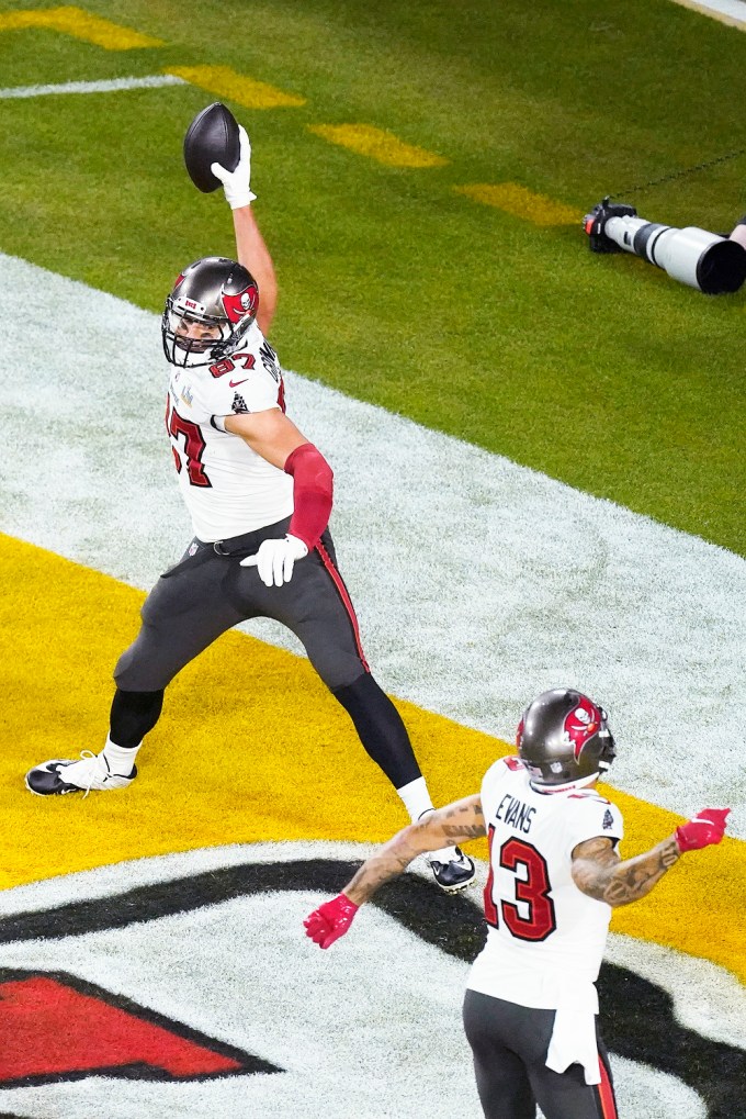 Rob Grownkowski Scores A Touch Down