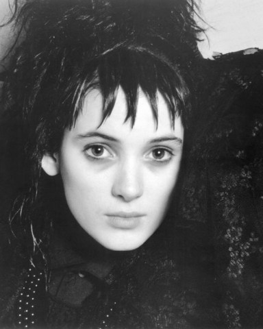 BEETLEJUICE, Winona Ryder,  1988. ©Warner Brothers / Courtesy: Everett Collection.