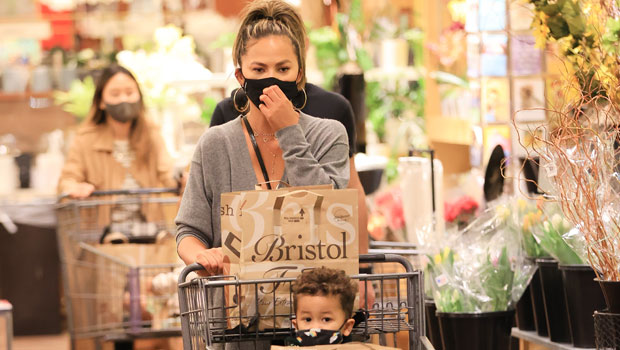 Chrissy Teigen, Miles Theodore Stephens