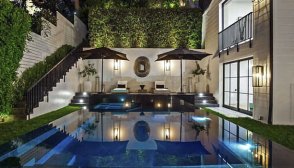 Rihanna Beverly Hills Mansion