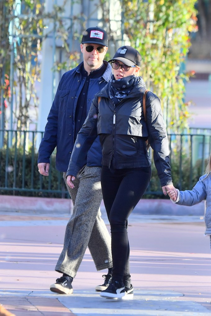 Scarlett Johansson & Colin Jost