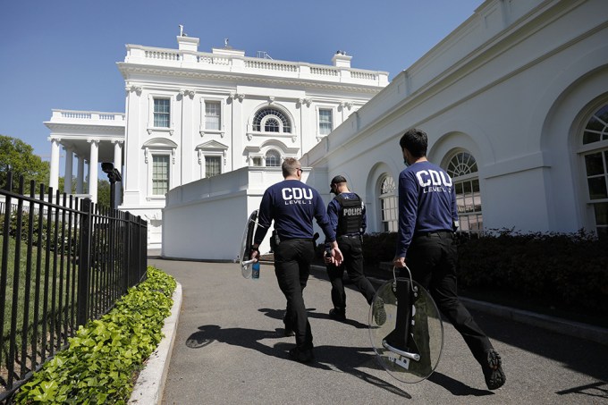 Secret Service Agents Protect The White House