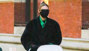 Gigi Hadid baby Khai matching pic