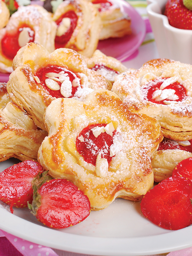 Mother’s Day Brunch Recipe:  Strawberry Gouda Flowers