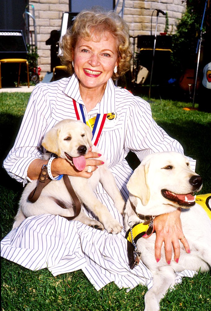 Betty White (1986)